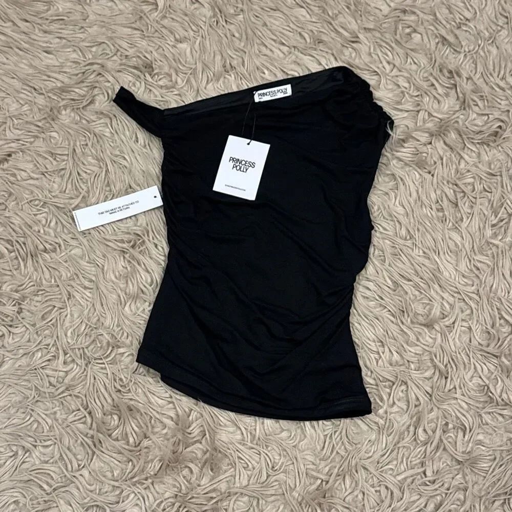 NWT Princess Polly Beller Top size 4